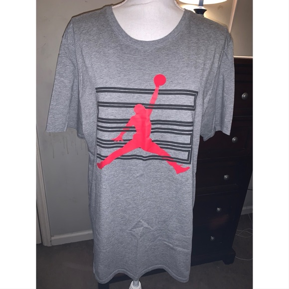 Jordan Other - Men’s Gray & Red Jordan Jumpman 23 Short Sleeve ❤️